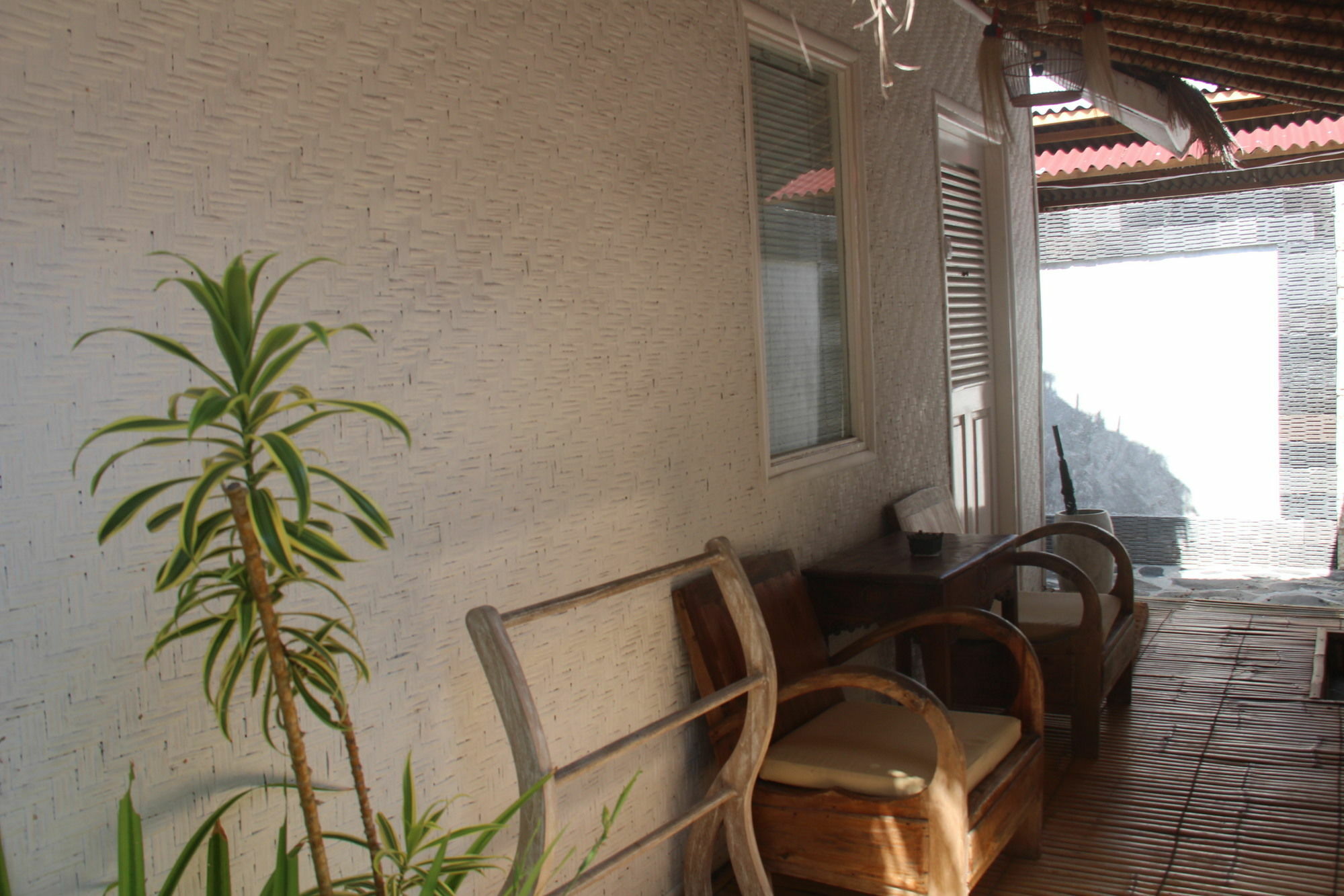 Scallywags Smugglers Gili Air Exterior photo